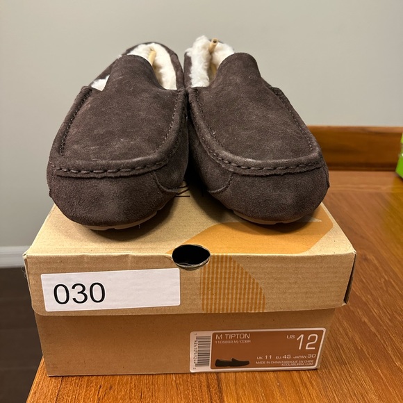 NIB UGG Tipton Loafer sz.12 men’s chocolate brown - Picture 2 of 5